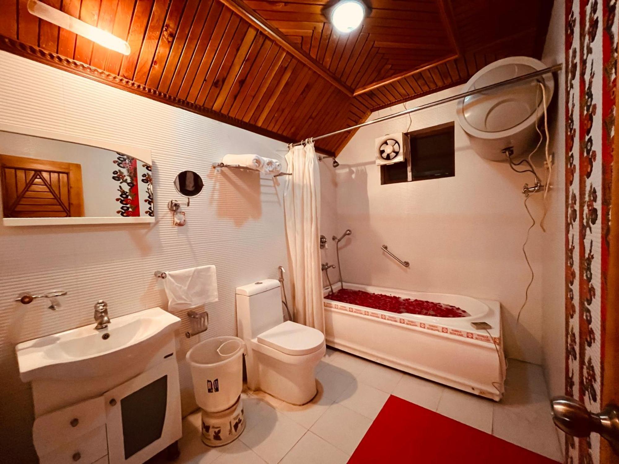 Hotel Hill View, Mussoorie - Near Jw Marriott Mussoorie, M 77377-32479 Exterior foto