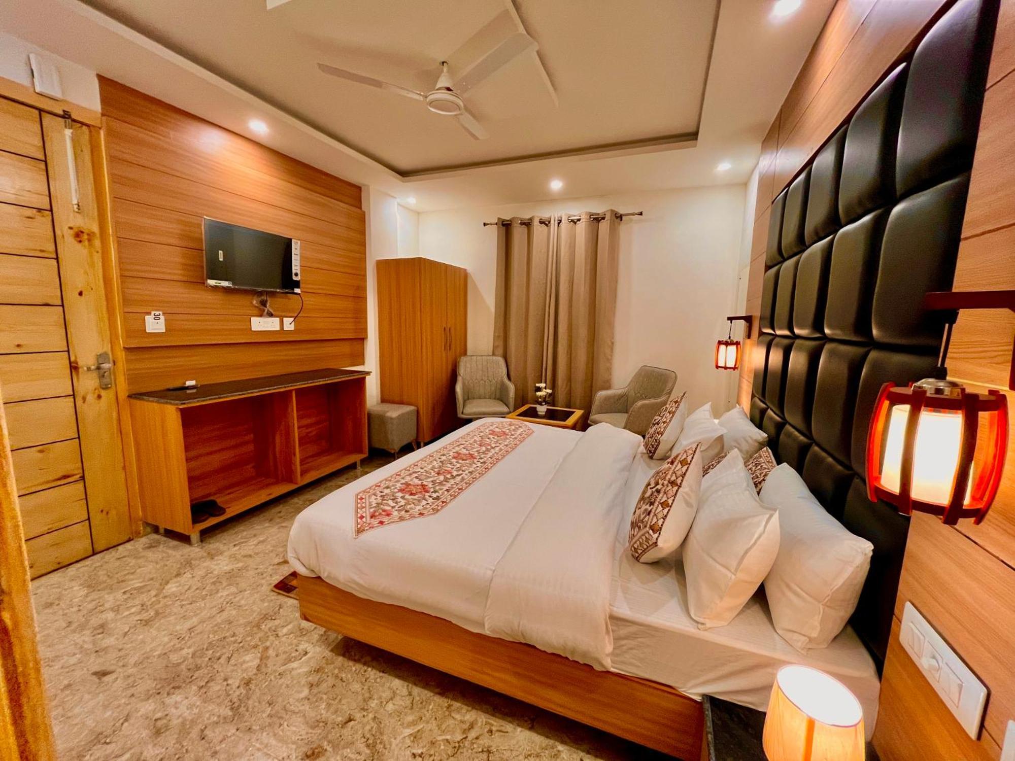 Hotel Hill View, Mussoorie - Near Jw Marriott Mussoorie, M 77377-32479 Exterior foto