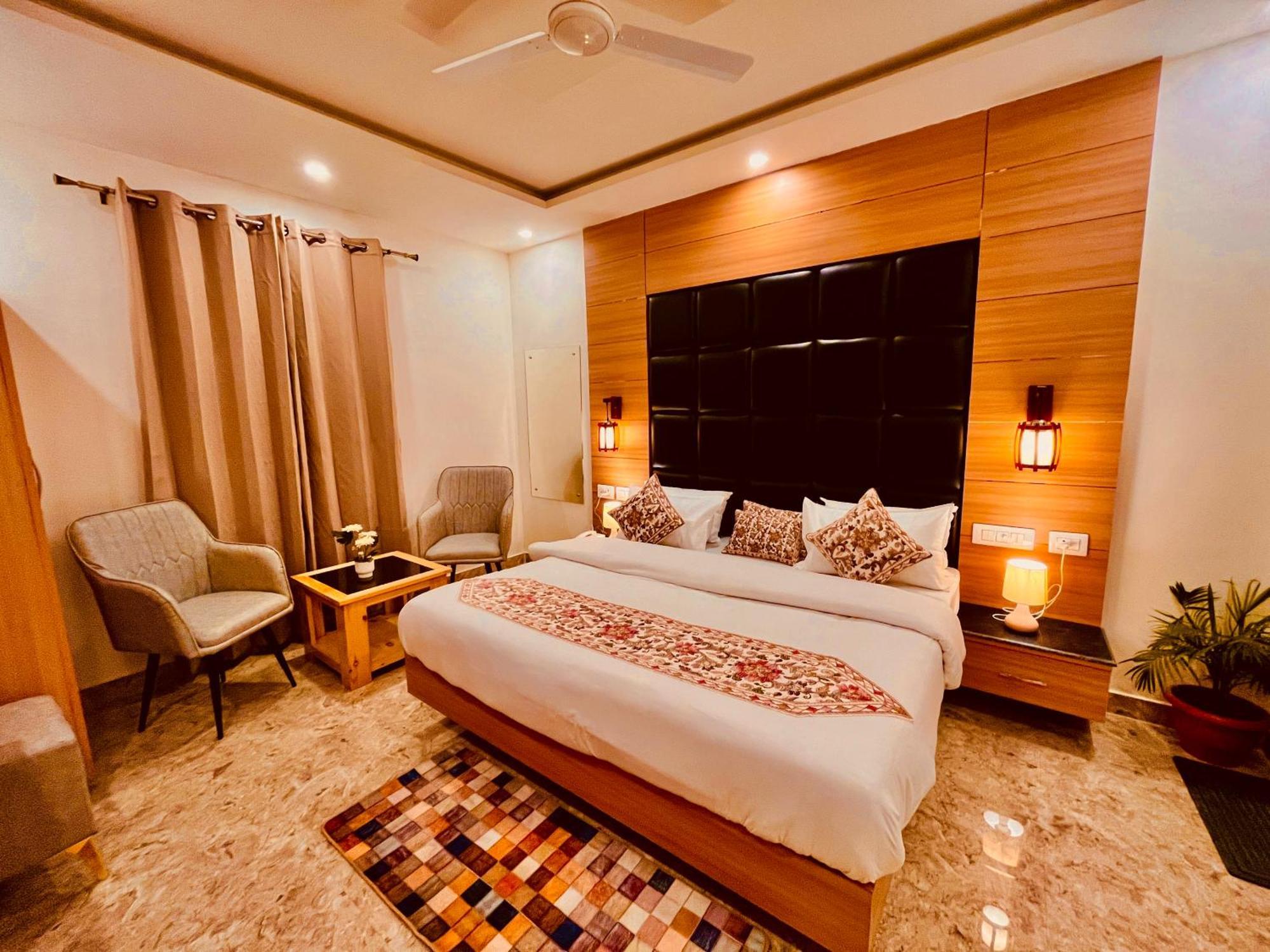 Hotel Hill View, Mussoorie - Near Jw Marriott Mussoorie, M 77377-32479 Exterior foto