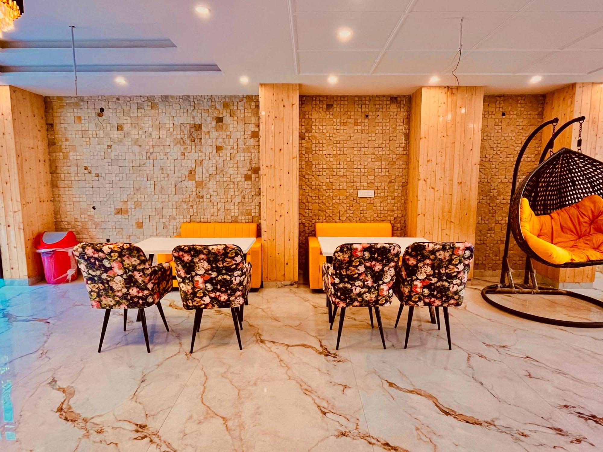 Hotel Hill View, Mussoorie - Near Jw Marriott Mussoorie, M 77377-32479 Exterior foto